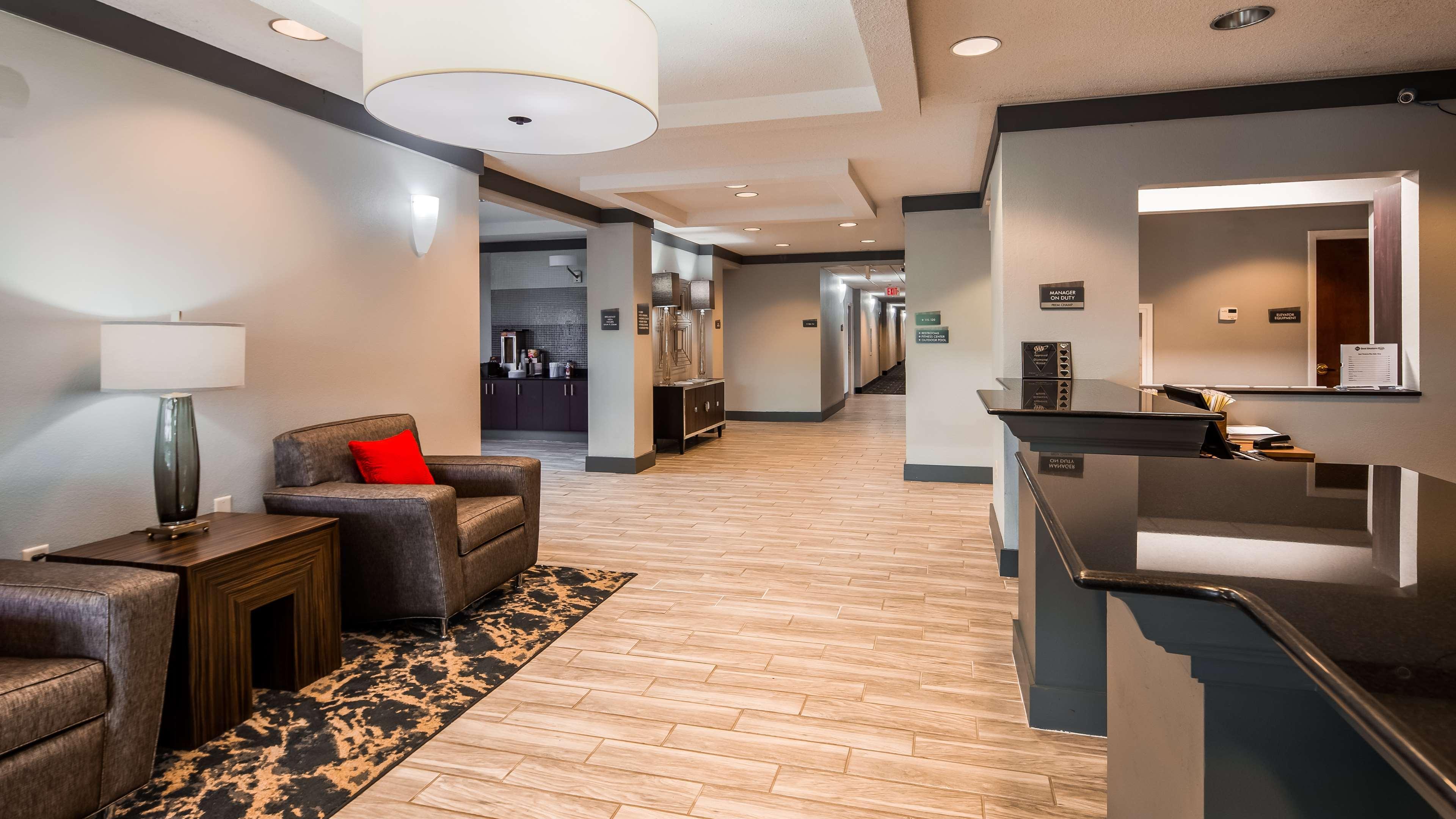 Best Western Plus Philadelphia-Choctaw Hotel And Suites Extérieur photo