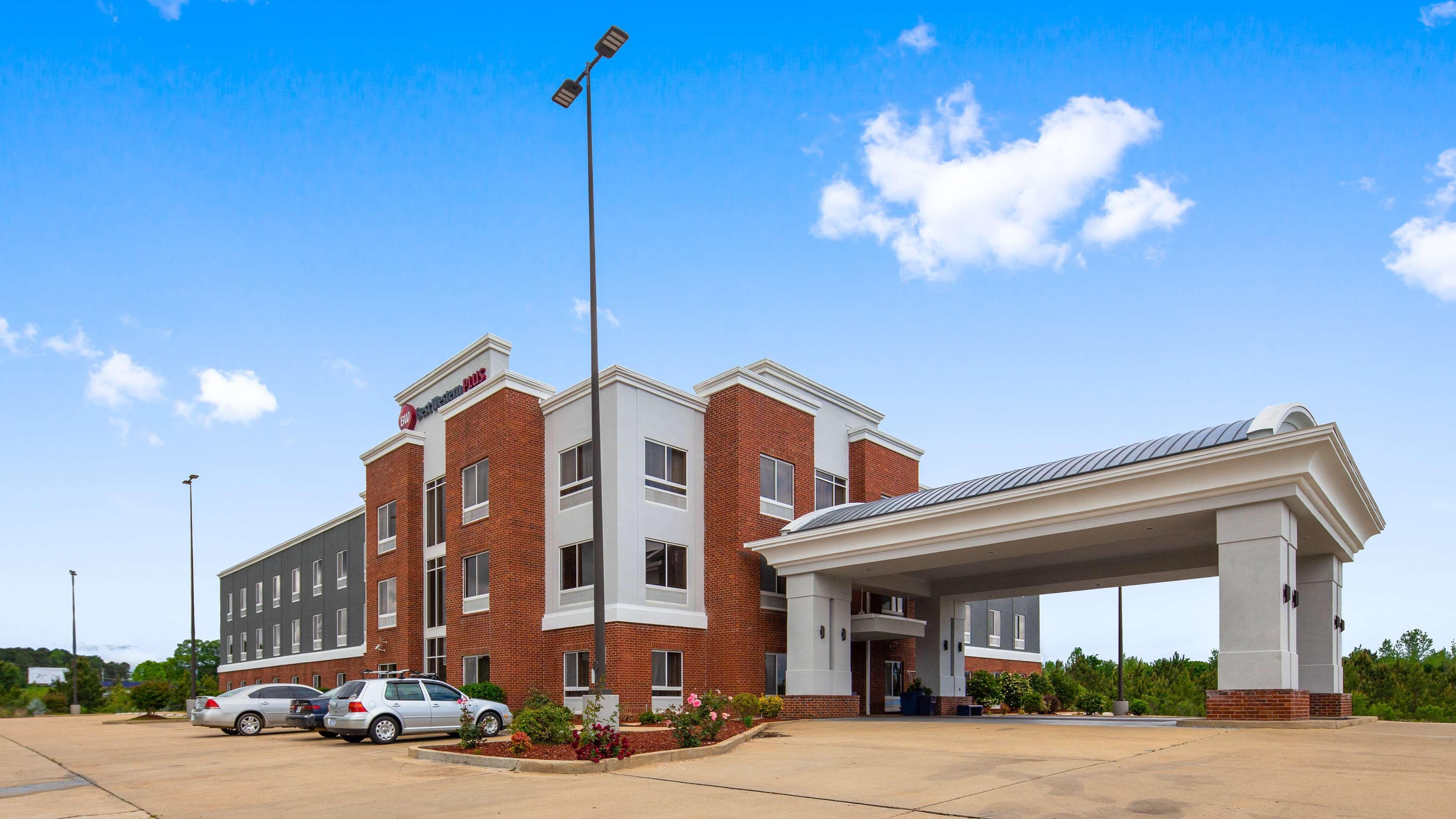 Best Western Plus Philadelphia-Choctaw Hotel And Suites Extérieur photo