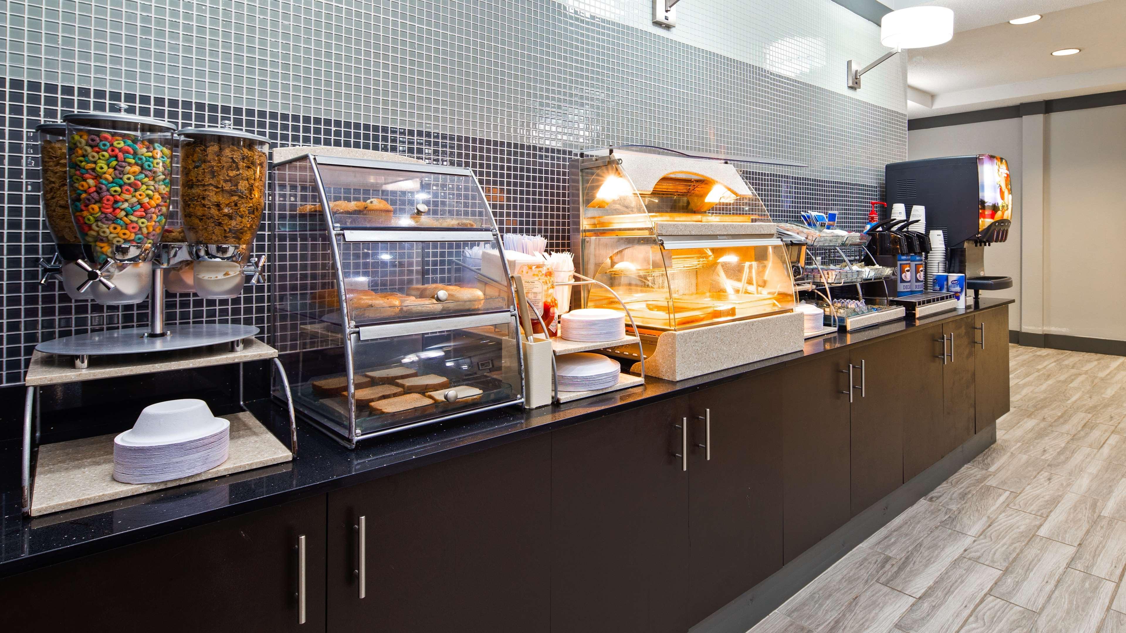 Best Western Plus Philadelphia-Choctaw Hotel And Suites Extérieur photo