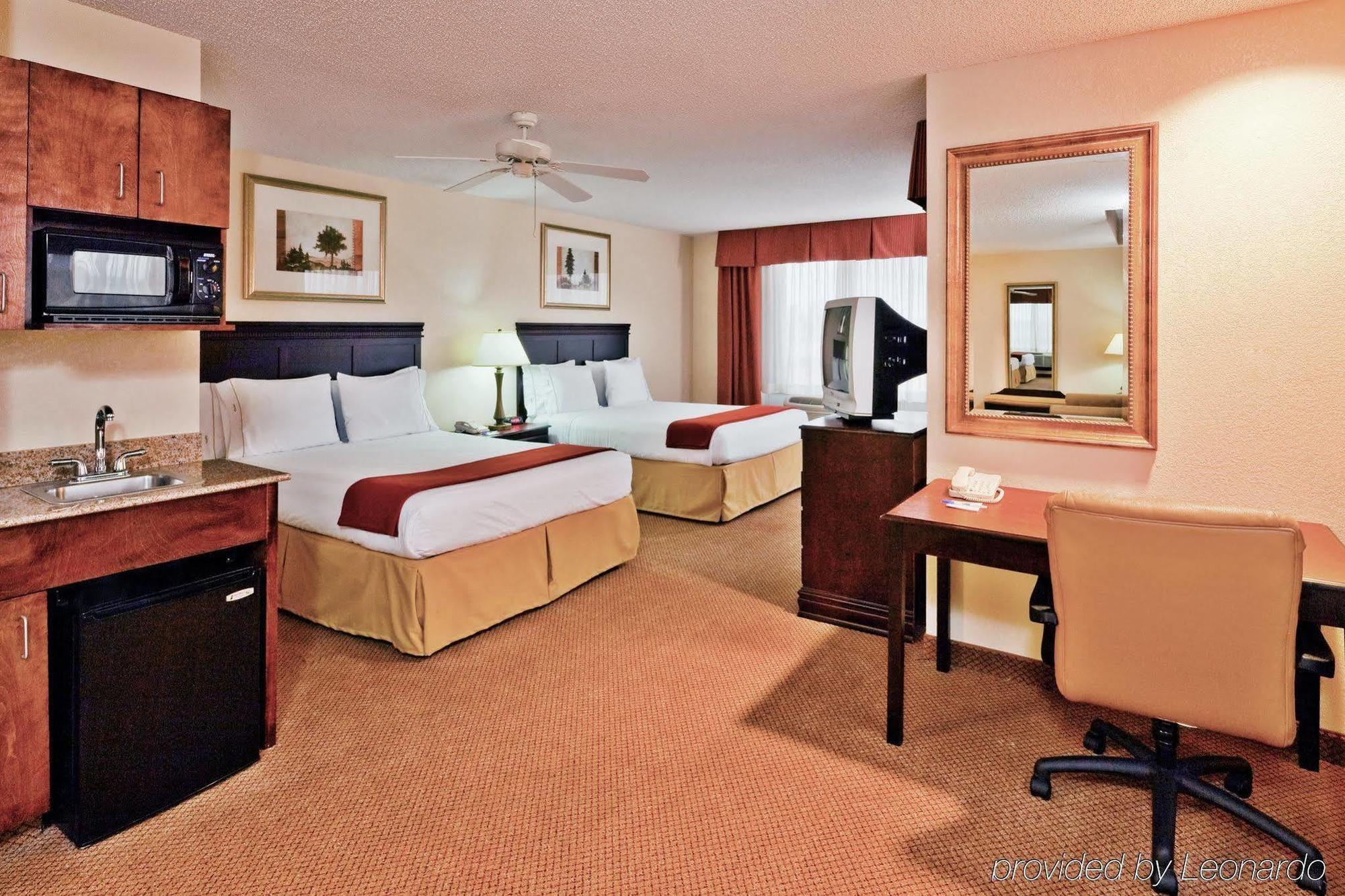Best Western Plus Philadelphia-Choctaw Hotel And Suites Chambre photo